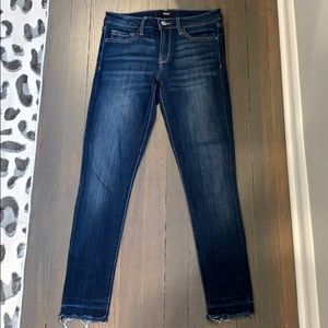 Flying Monkey Mid rise dark wash skinny Size:25